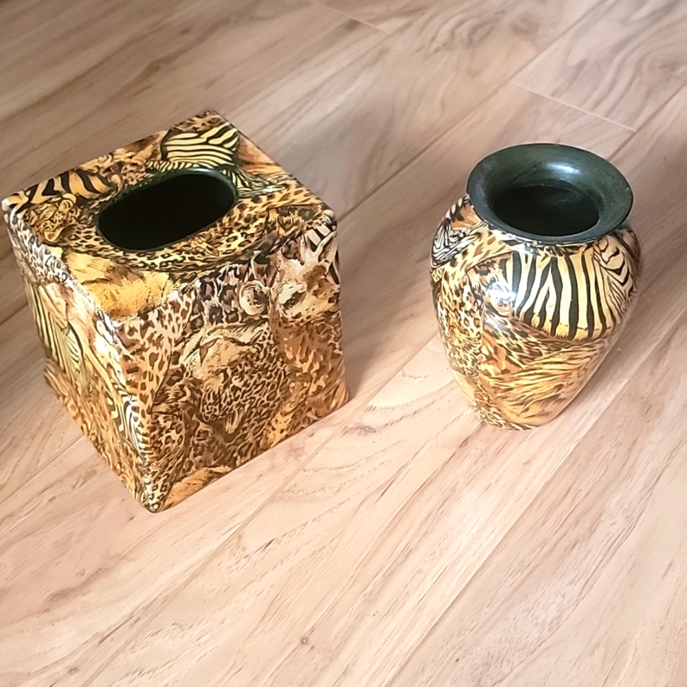 Tissue and Vase Wild Animal print set